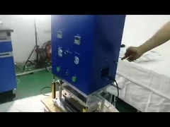 Laboratorium akumulatorów foliowo-plastikowych